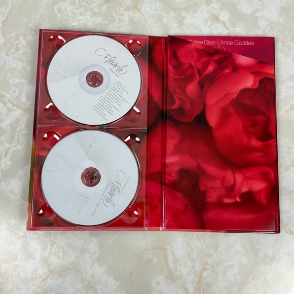 Céline Dion & Anne Geddes-Celebration of a New Life Miracle Book, CD/DVD set - Picture 3 of 5